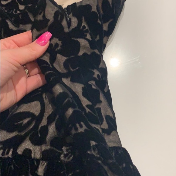 Black crushed velvet high neck open back dress - Picture 5 of 8